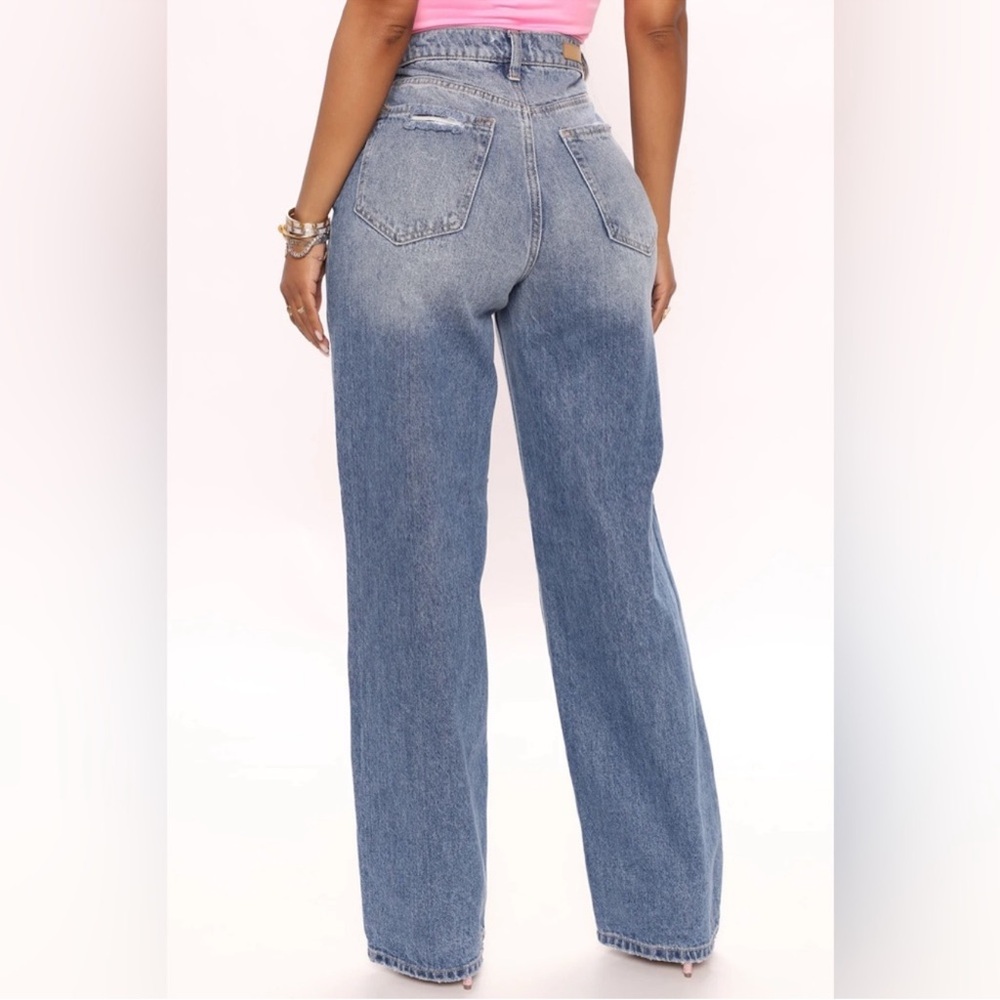 Fashion Nova Jeans - Picture 3 of 8